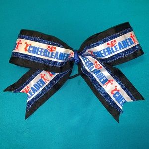Cheer bow